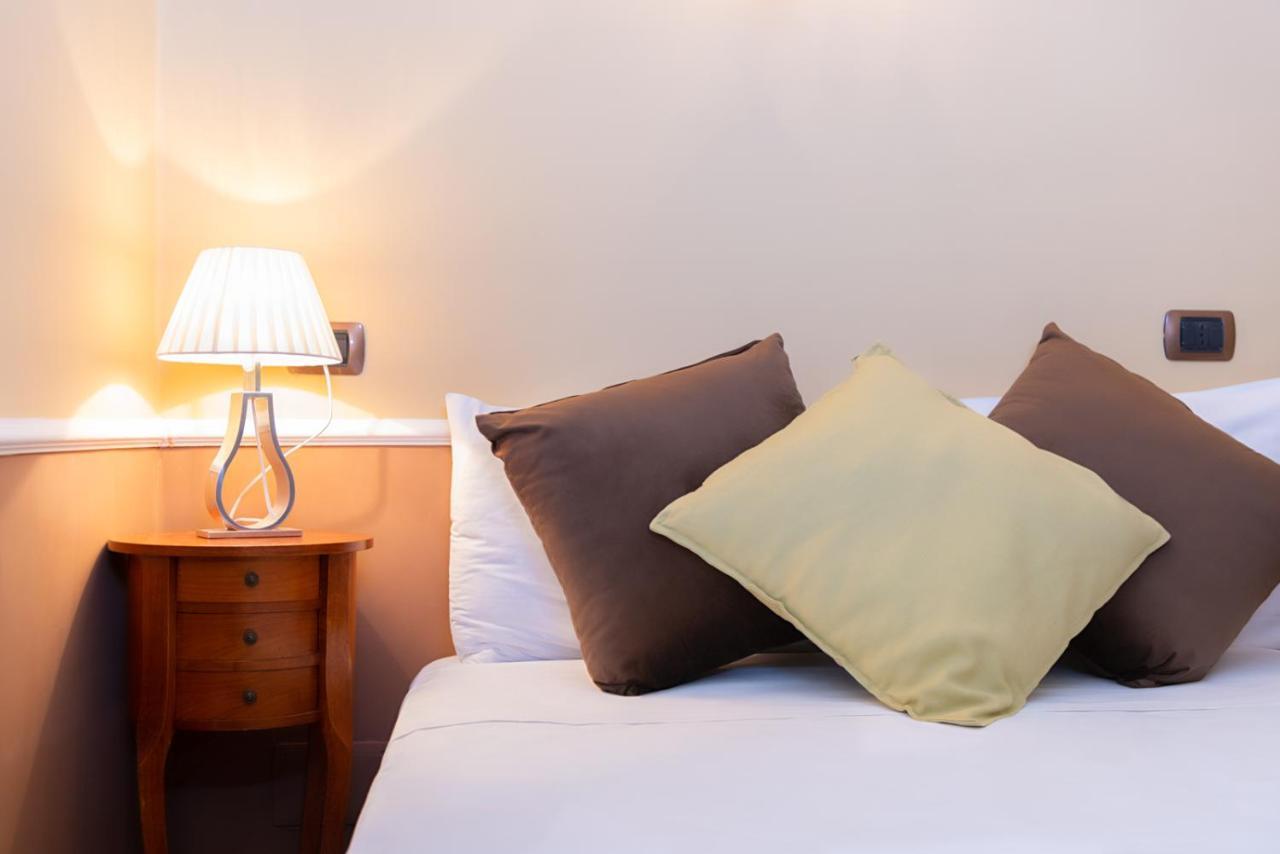 Hotel Suite Ares Napoli Eksteriør bilde