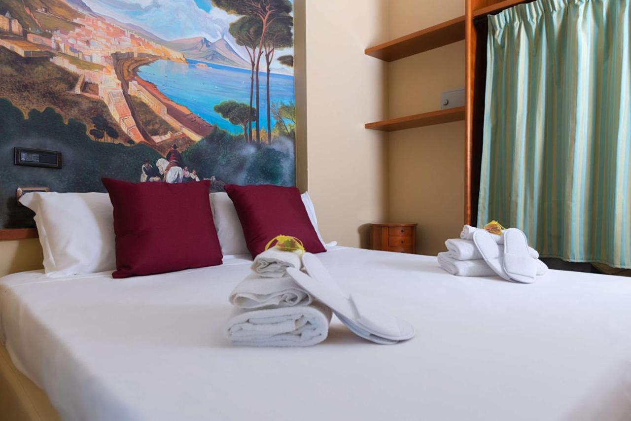 Hotel Suite Ares Napoli Eksteriør bilde